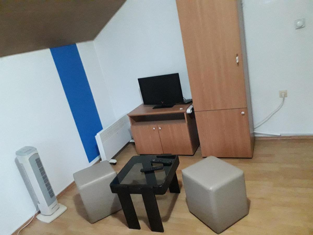 Hostel Topic Banja Luka Exterior photo